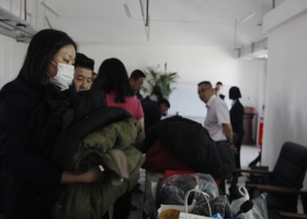 “捐物筑愛·助力脫貧攻堅”，高鐵開發(fā)（集團）第六屆愛心捐贈活動順利開展